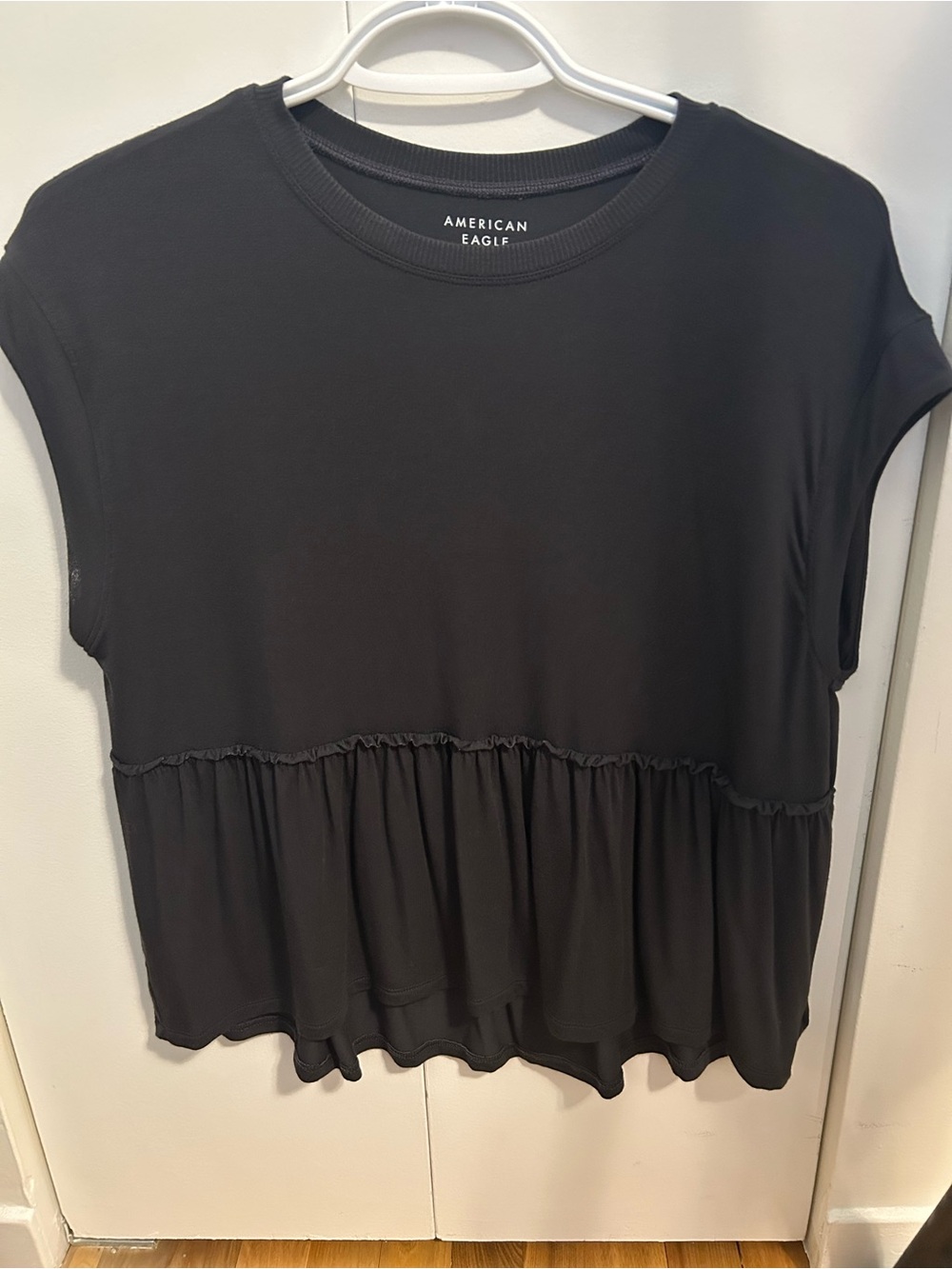 American Eagle Outfitters Black Ruffled Hem Short Sleeve Tee